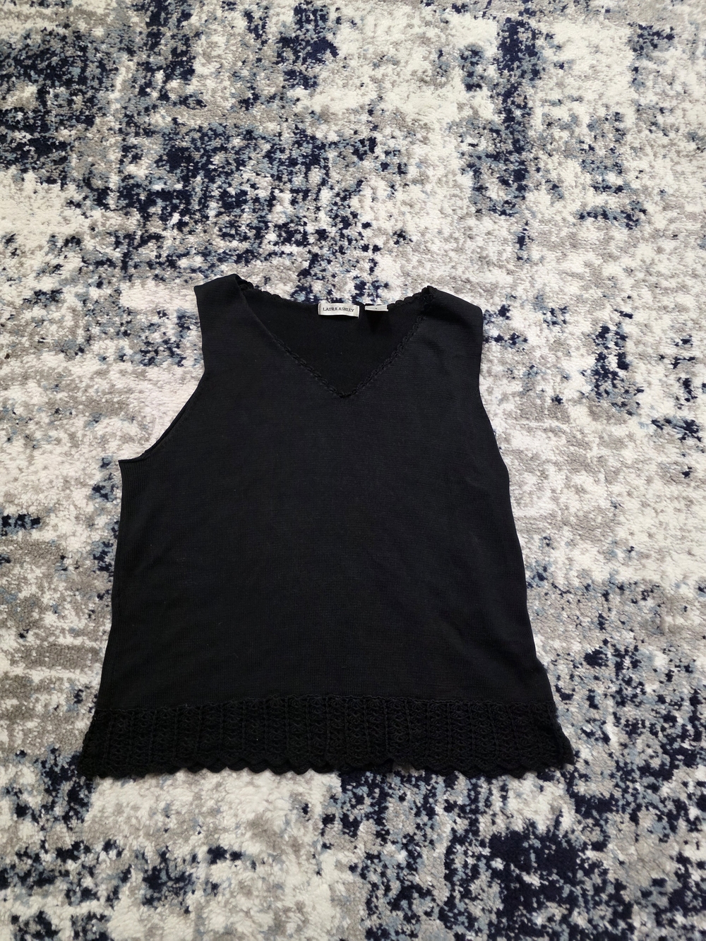 Vintage Laura Ashley Silk/Cotton Sleeveless V-Neck Knit Tank Top - Black
